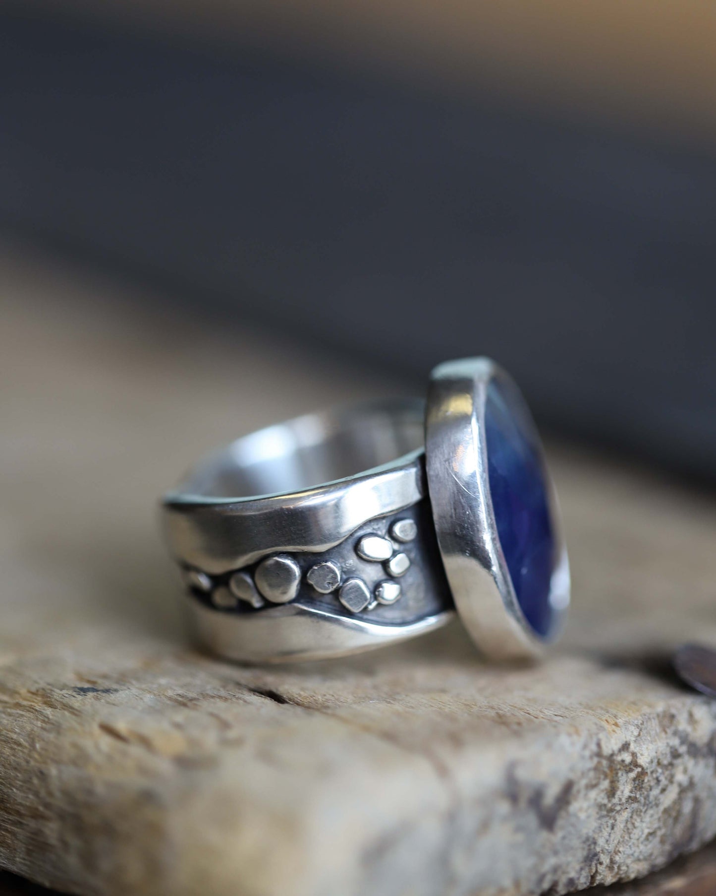 Rosecut Sapphire Ring