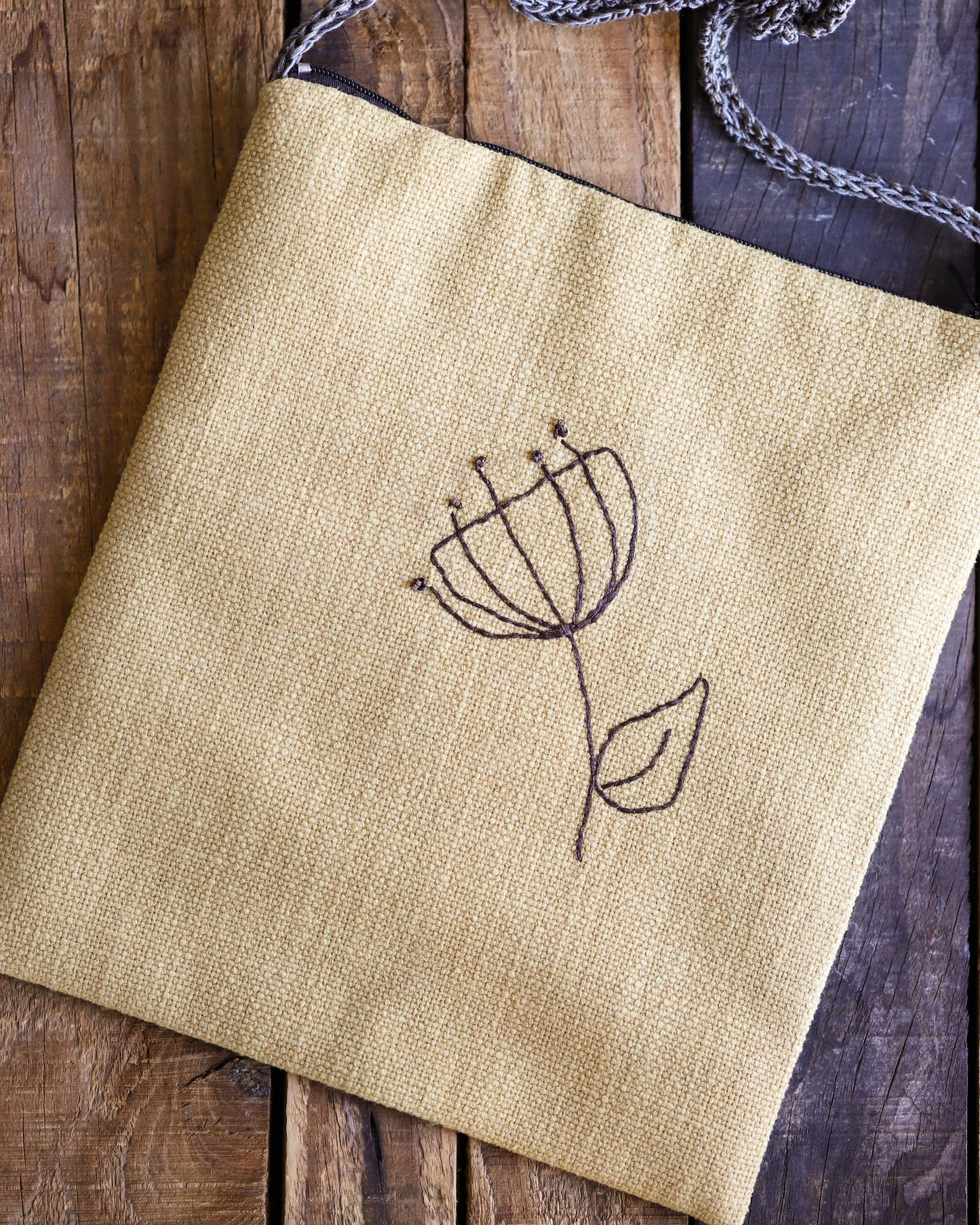 Zippered Floral Purse