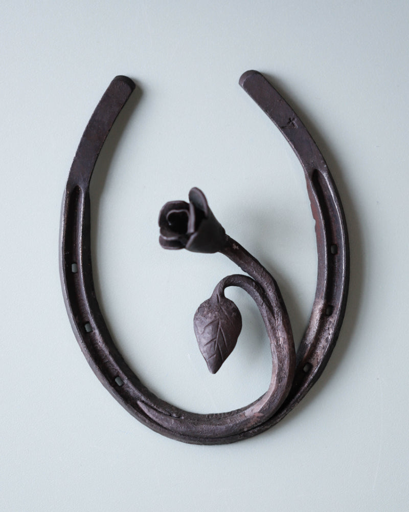 Rose Horse Shoe