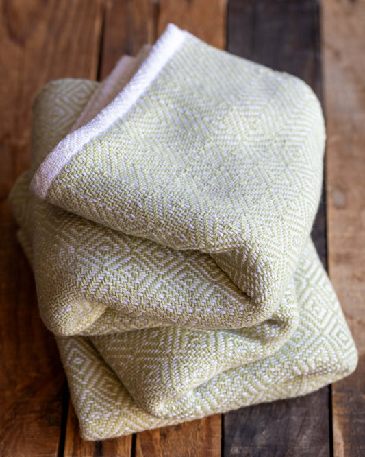 Bathsheet - Lime Diamond